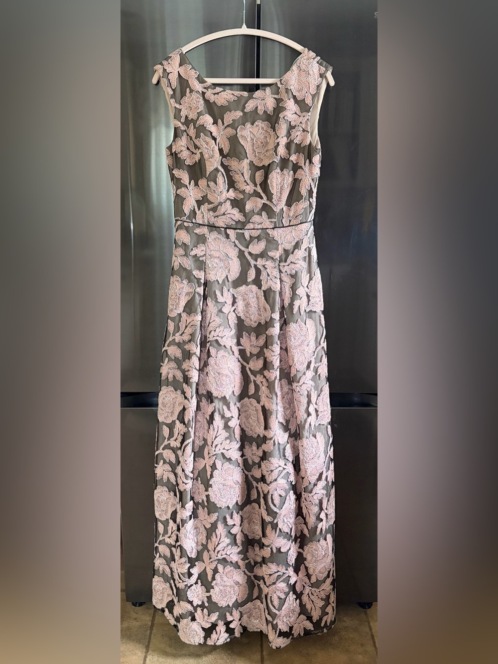 Karl Lagerfeld Pink/Black Formal Maxi Dress 8 Lace Romantic Gala Black Tie EUC